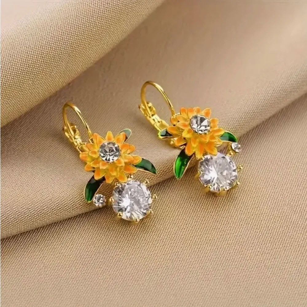 🌼 Betsey Johnson exquisite sunflower & rhinestone earrings 🌼
